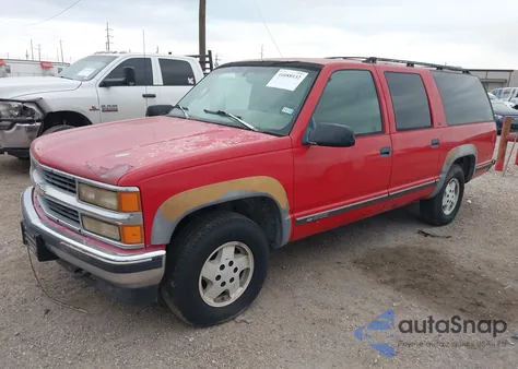 1995 Chevrolet Suburban K1500 из США, поврежденный, VIN 3GNFK16K3SG120464